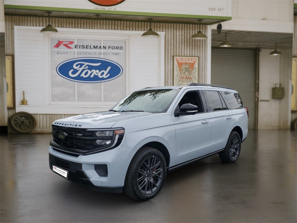 2025 Ford Expedition Platinum®