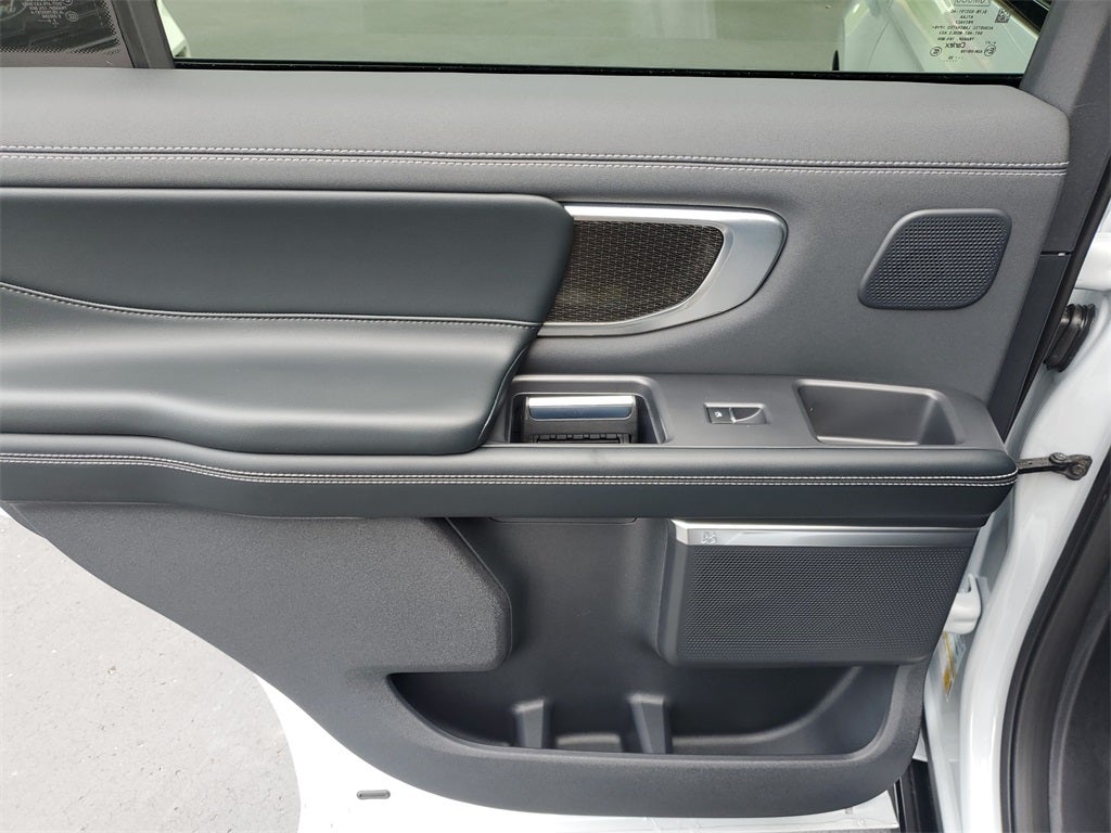 2025 Ford Expedition Platinum®