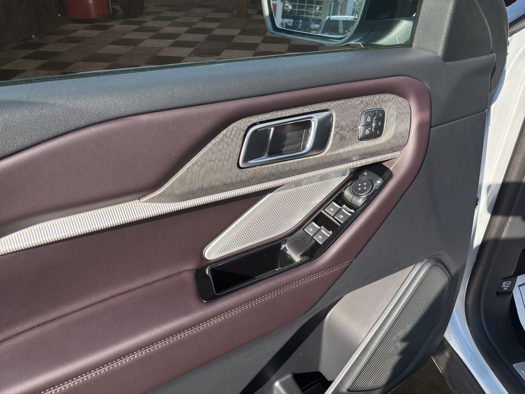 2026 Ford Explorer Platinum™