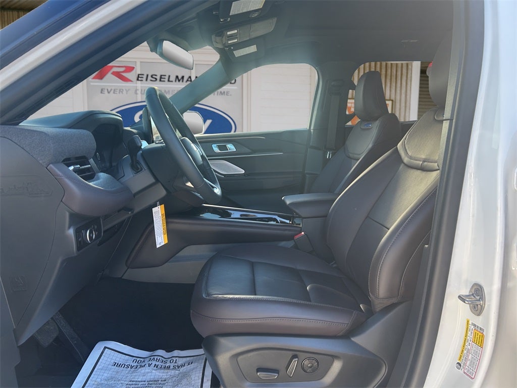 2026 Ford Explorer Platinum™