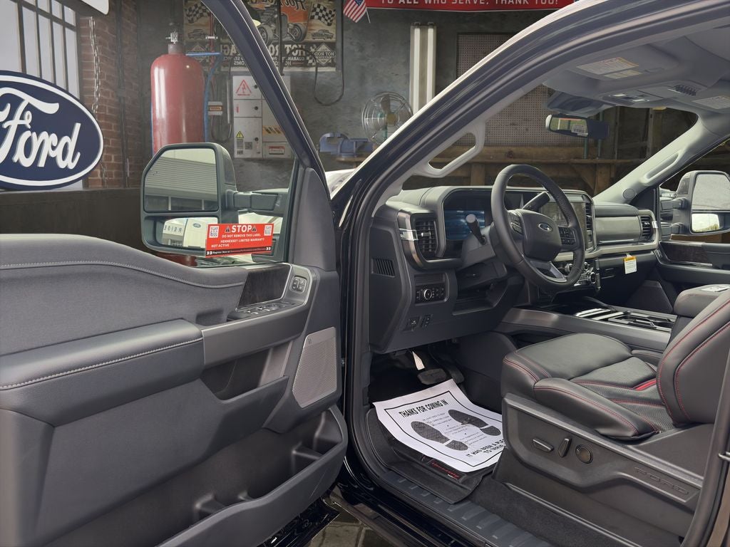 2026 Ford Super Duty F-250® Lariat®