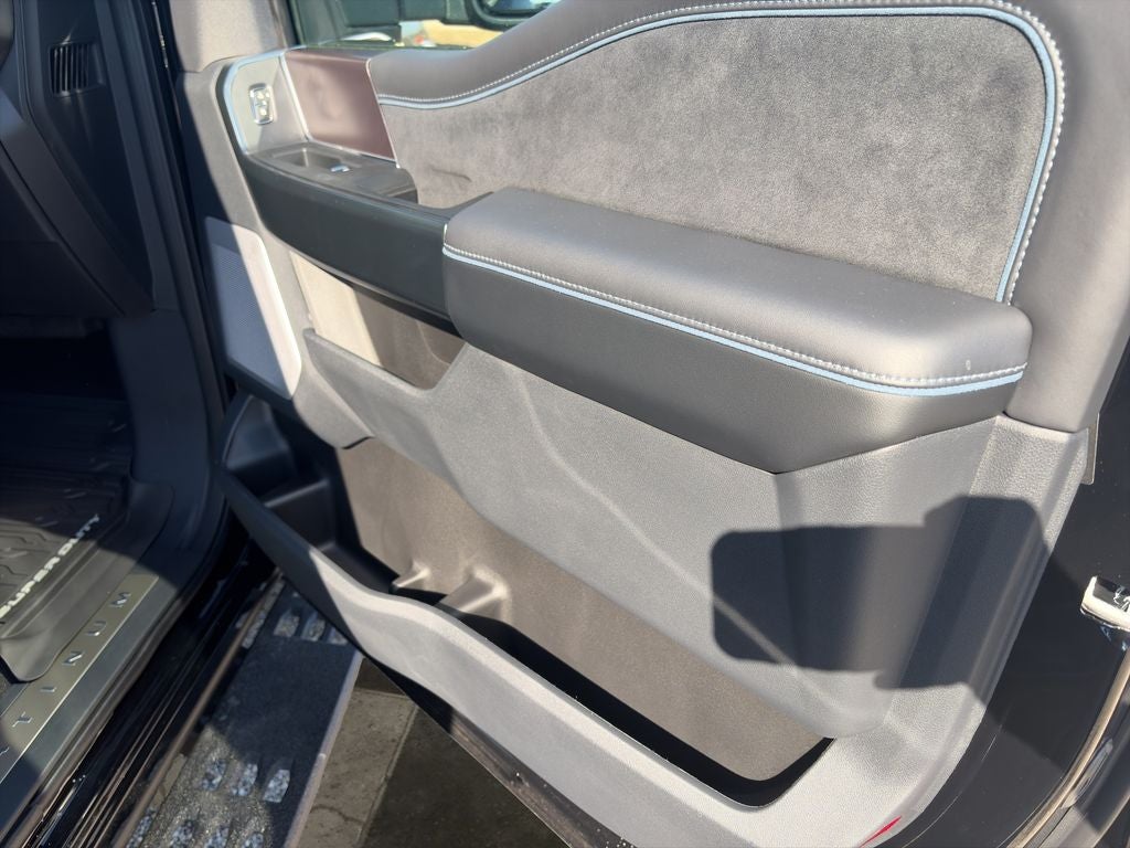 2026 Ford Super Duty F-250® Platinum®