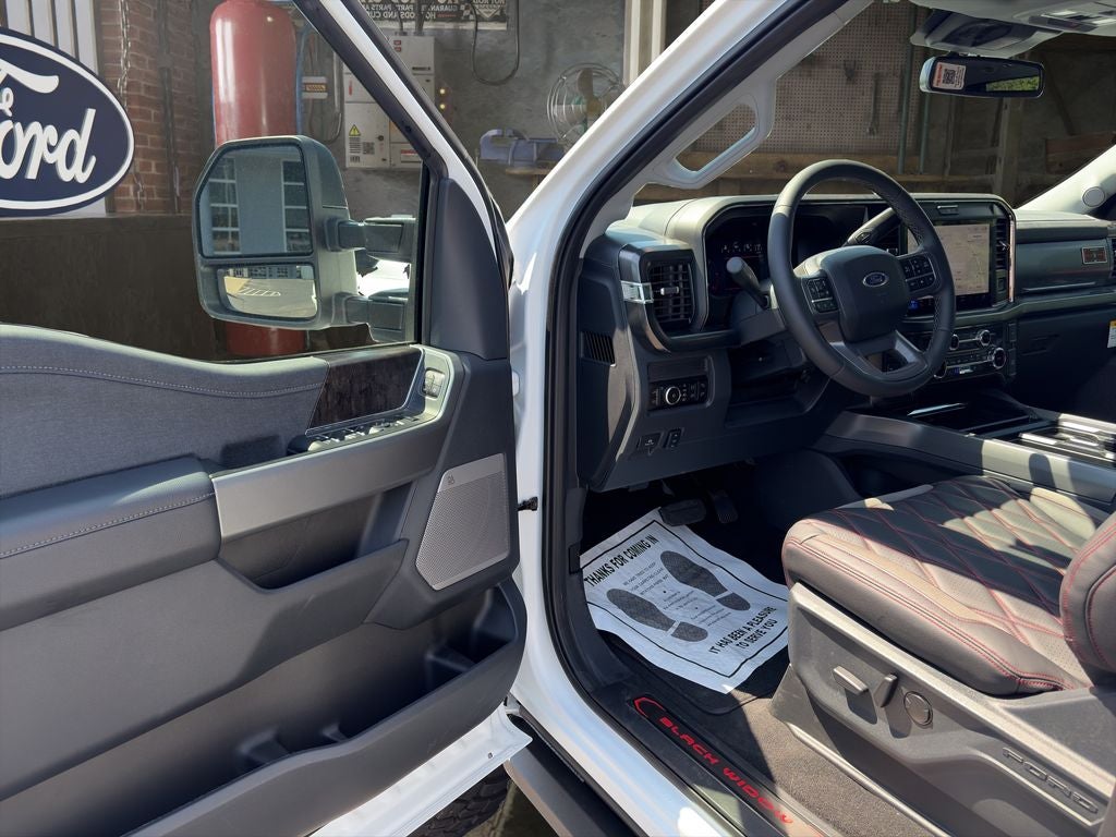 2026 Ford Super Duty F-250® Lariat®