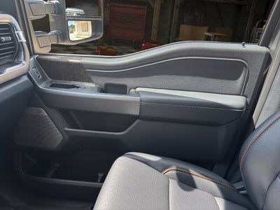 2026 Ford Super Duty F-250® Lariat®