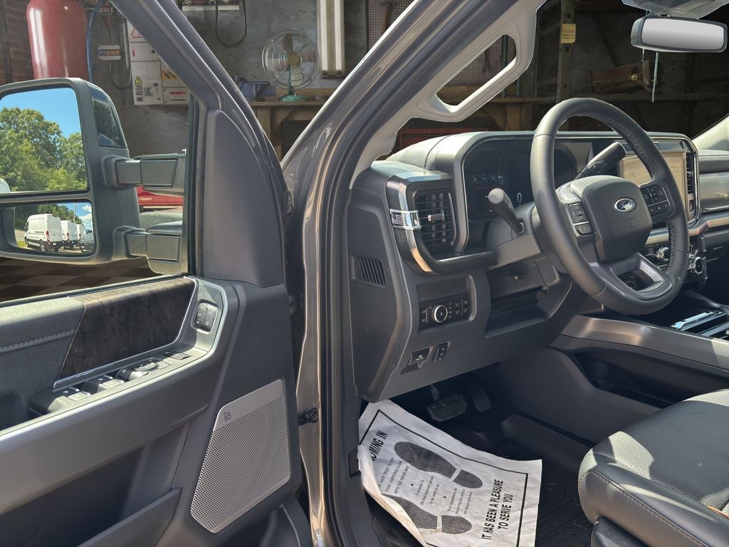 2026 Ford Super Duty F-250® Lariat®