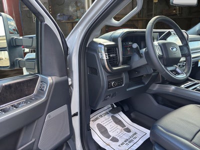 2026 Ford Super Duty F-250® Lariat®