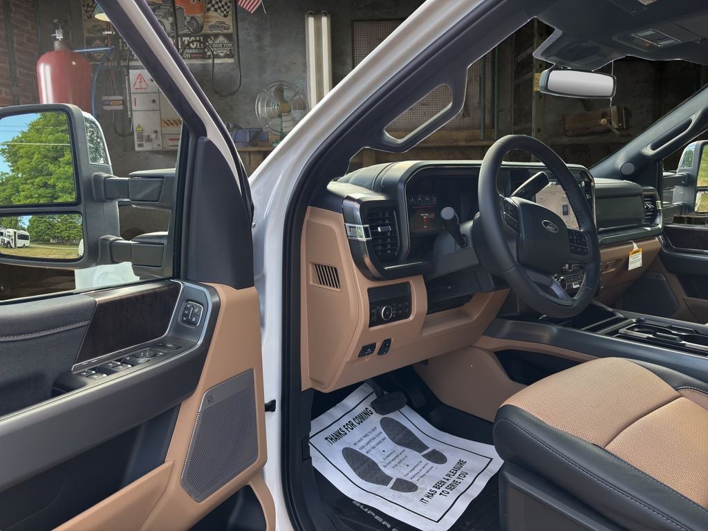 2026 Ford Super Duty F-250® Lariat®