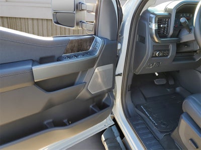 2026 Ford Super Duty F-250® Lariat®