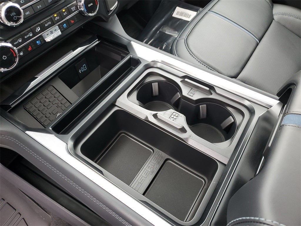 2026 Ford Super Duty F-350® Platinum®