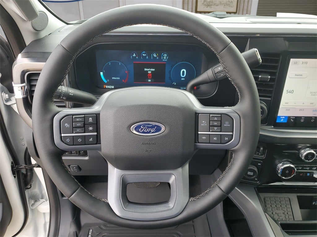 2026 Ford Super Duty F-350® Lariat®