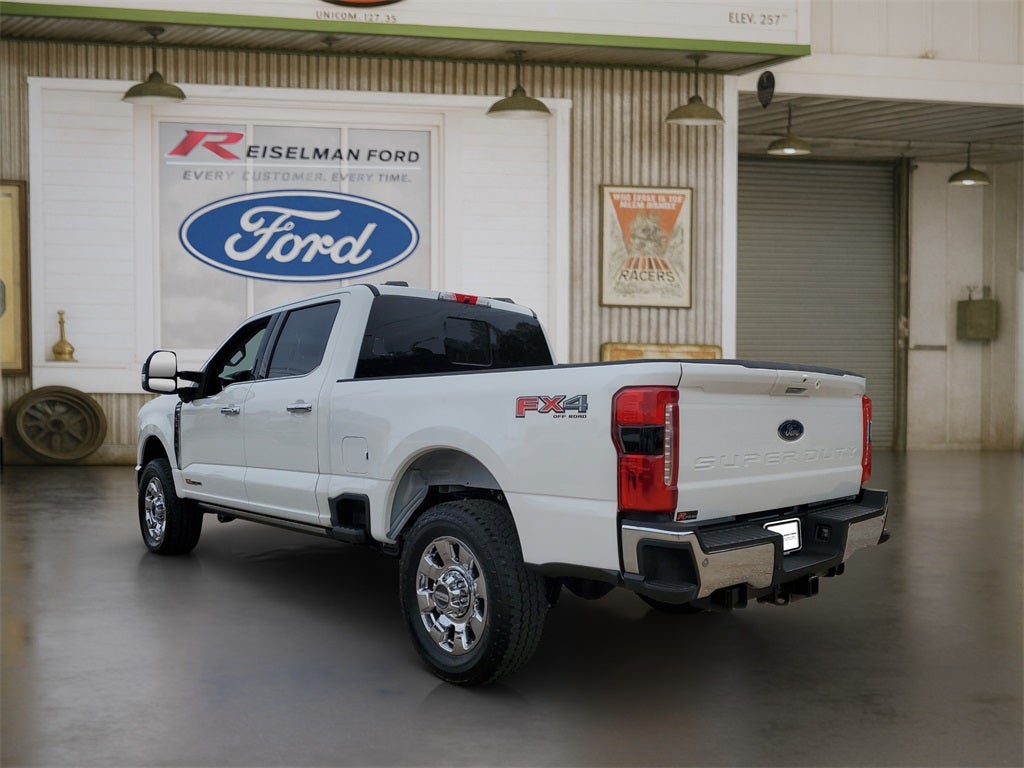 2026 Ford Super Duty F-350® Lariat®