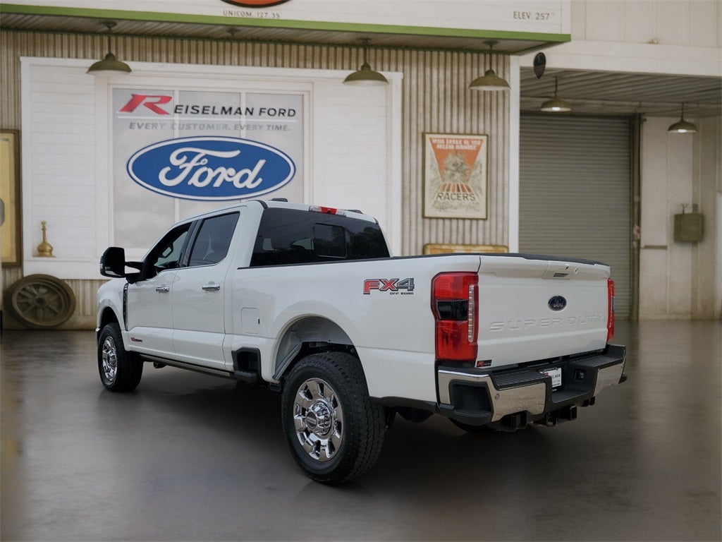 2026 Ford Super Duty F-350® Lariat®