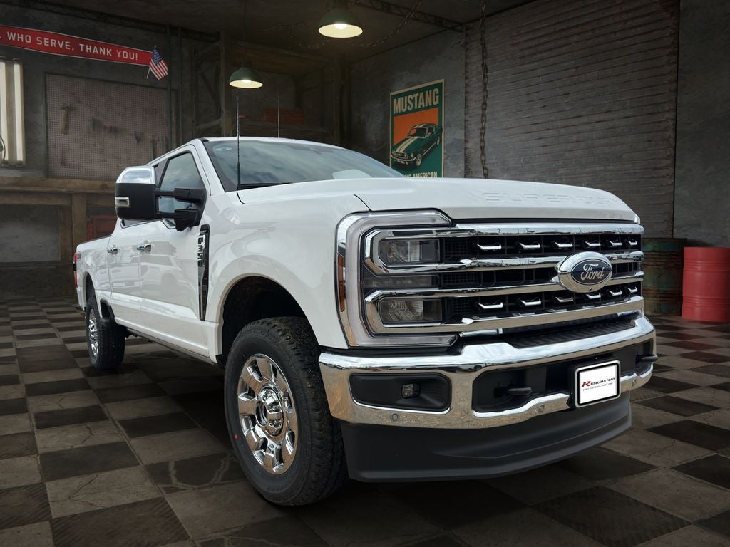 2026 Ford Super Duty F-350® Lariat®