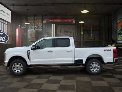 2026 Ford Super Duty F-350® Lariat®