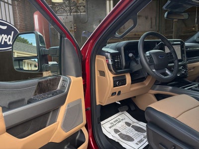 2026 Ford Super Duty F-350® Lariat®