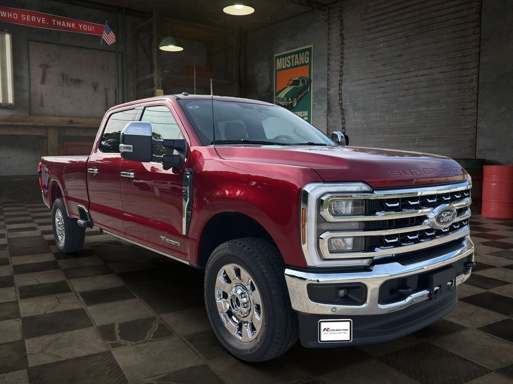 2026 Ford Super Duty F-350® Lariat®