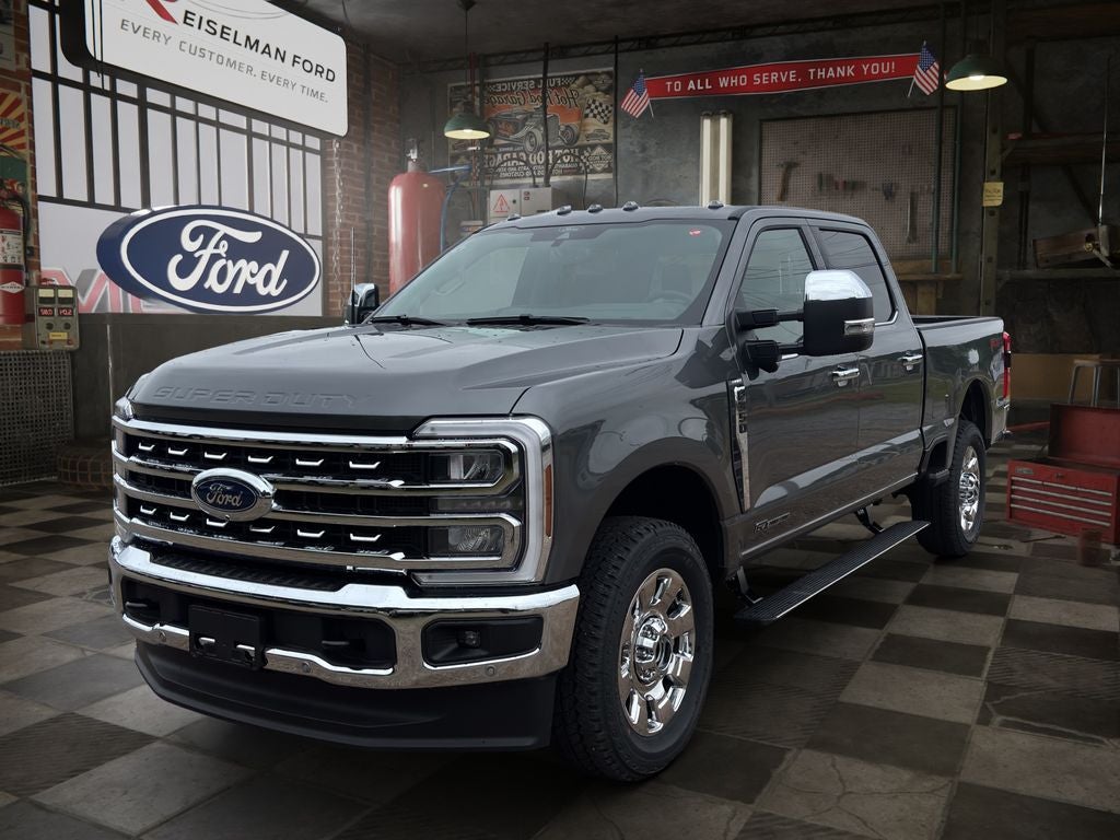 2026 Ford Super Duty F-350® Lariat®