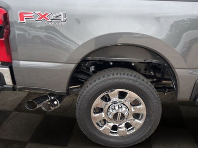 2026 Ford Super Duty F-350® Lariat®
