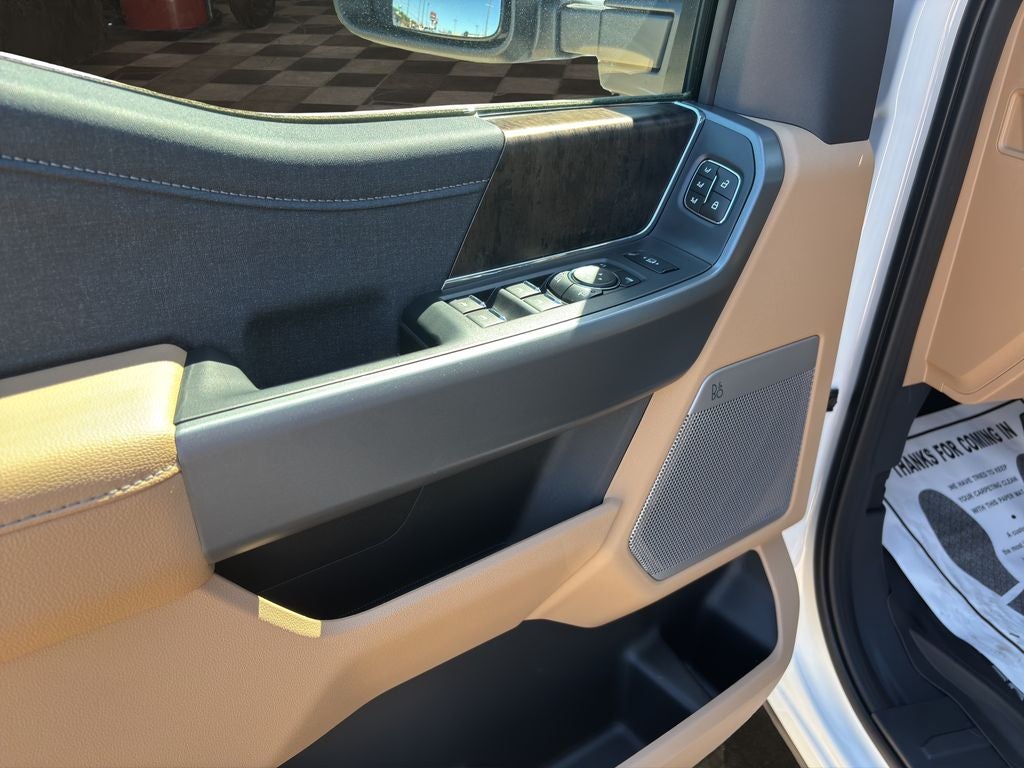 2026 Ford Super Duty F-350® Lariat®