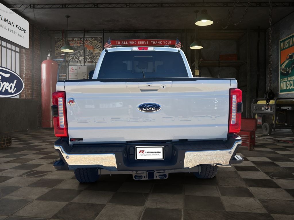 2026 Ford Super Duty F-350® Lariat®