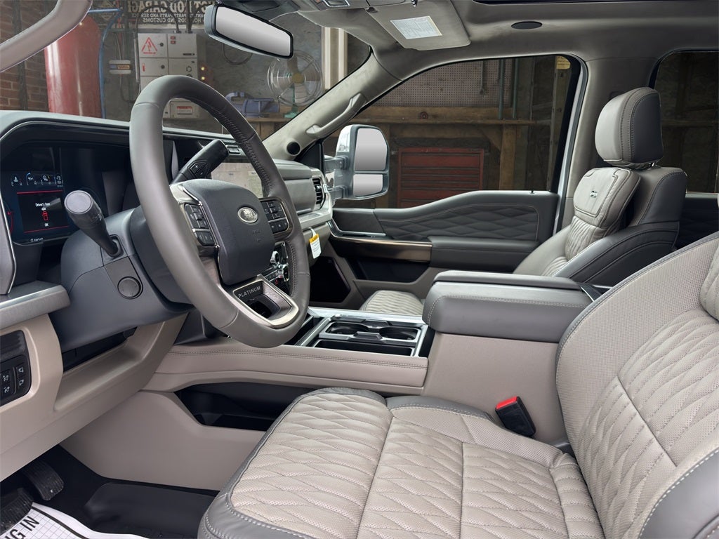 2026 Ford Super Duty F-350® Platinum®