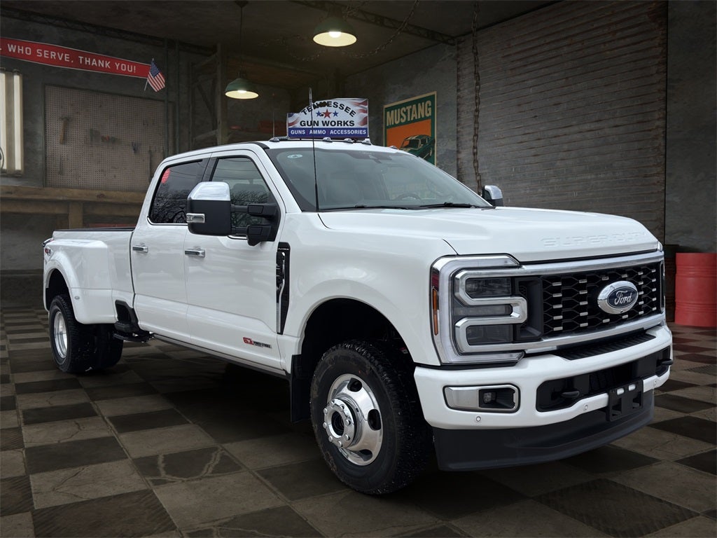 2026 Ford Super Duty F-350® Platinum®