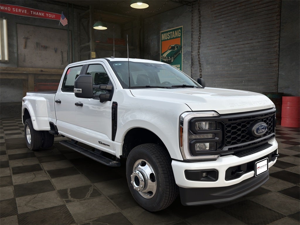 2026 Ford Super Duty F-350® XL