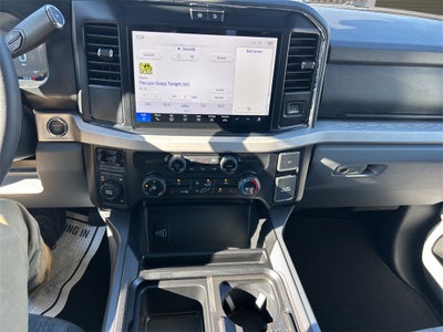 2026 Ford Super Duty F-350® XLT