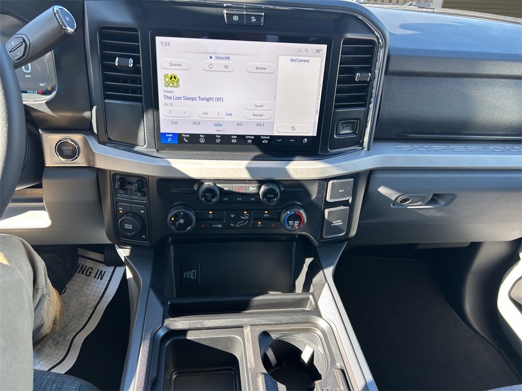 2026 Ford Super Duty F-350® XLT