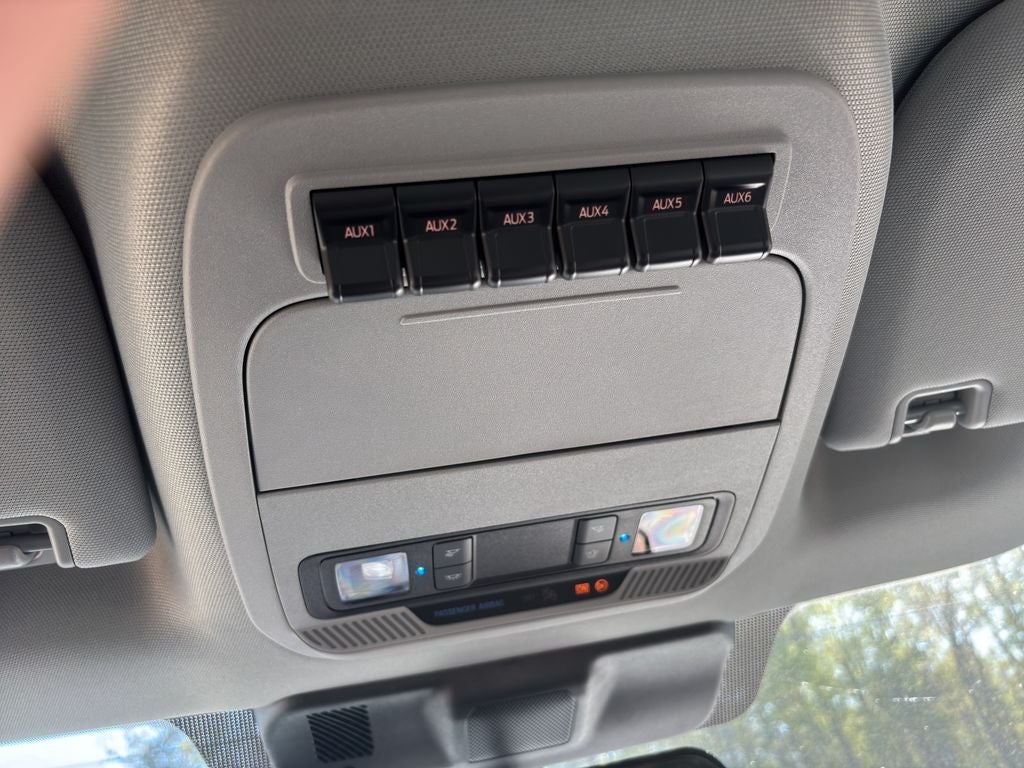 2026 Ford Super Duty F-350® XLT