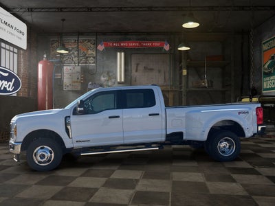 2026 Ford Super Duty F-350® XLT