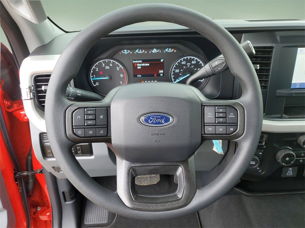 2025 Ford Super Duty F-350® XL