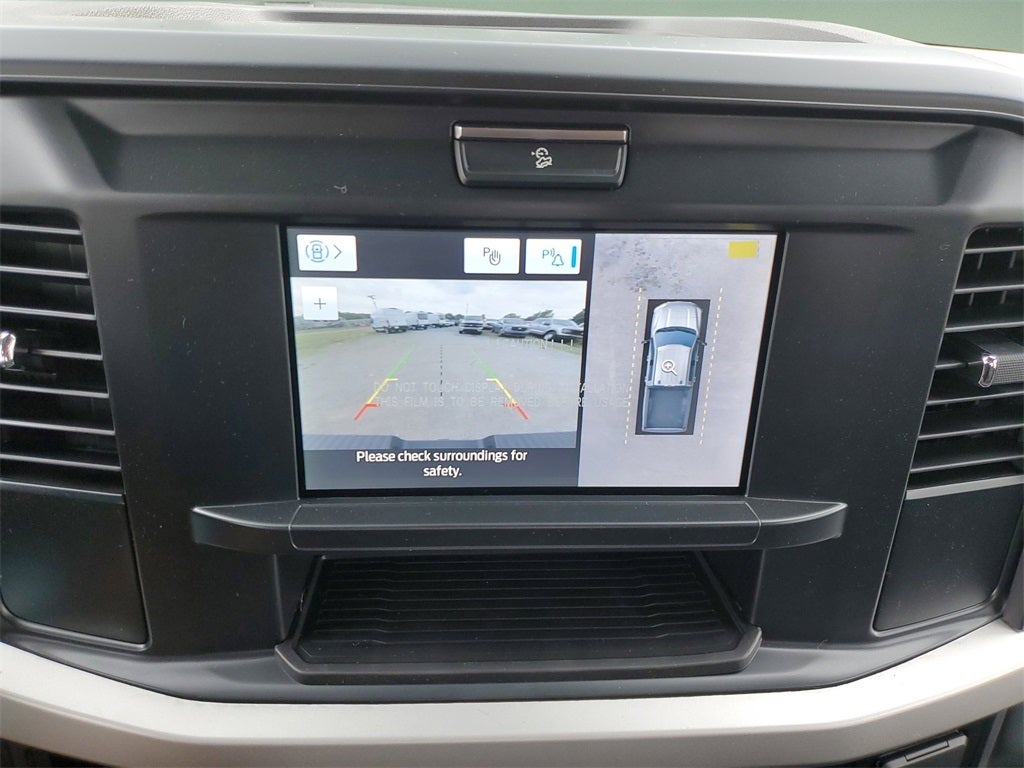 2025 Ford Super Duty F-350® XL