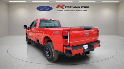 2025 Ford Super Duty F-350® XL