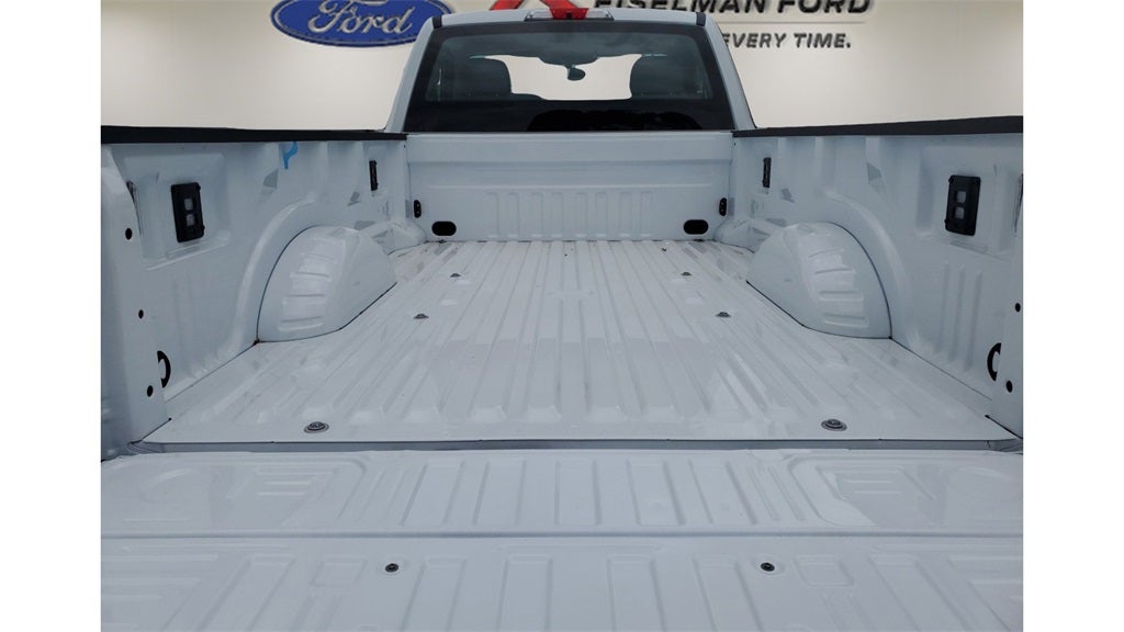 2025 Ford Super Duty F-350® XL