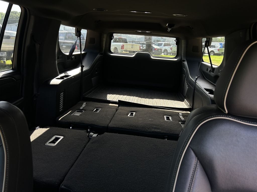 2022 GMC Yukon XL SLT