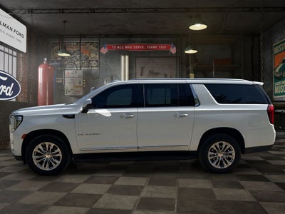 2022 GMC Yukon XL SLT