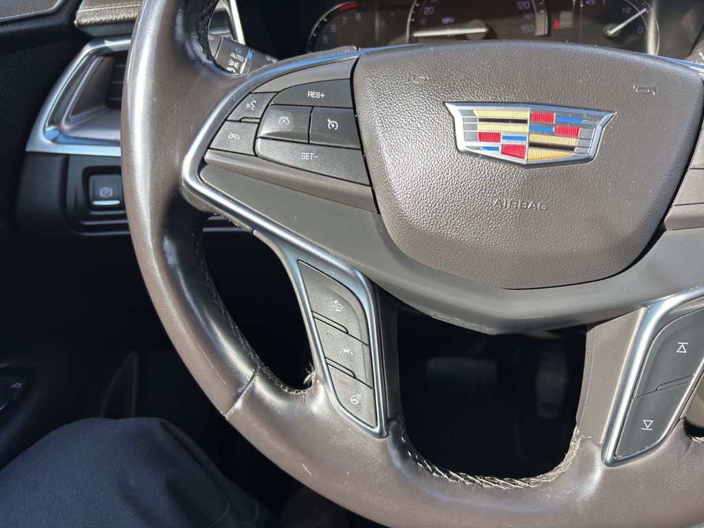 2018 Cadillac XT5 Luxury