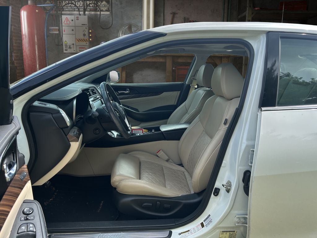 2016 Nissan Maxima Platinum