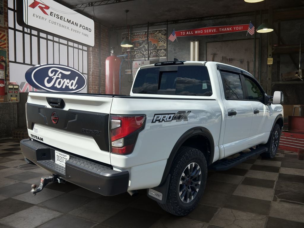 2024 Nissan Titan PRO-4X