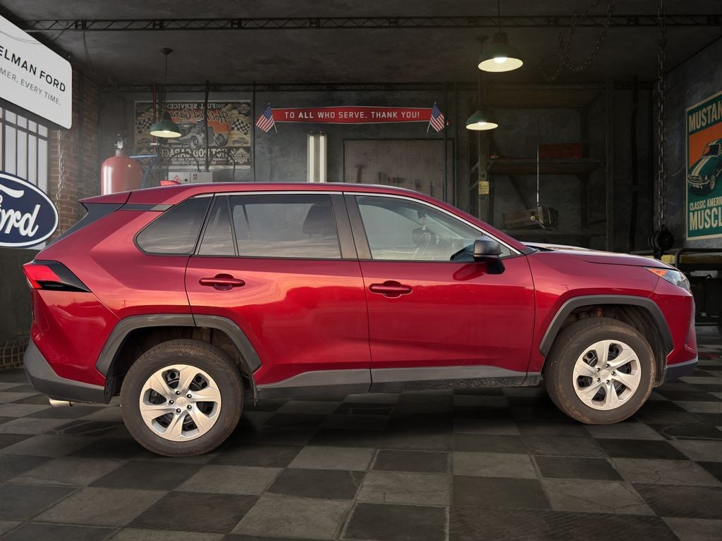 2022 Toyota RAV4 LE