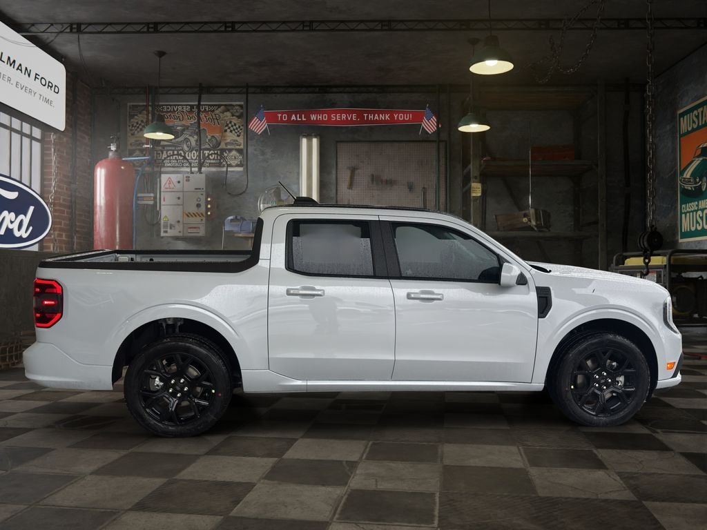 2026 Ford Maverick Lobo Standard