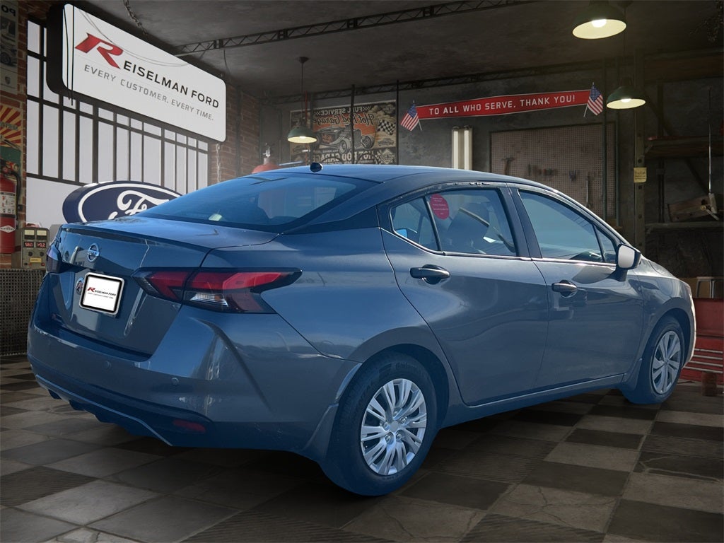 2022 Nissan Versa 1.6 S