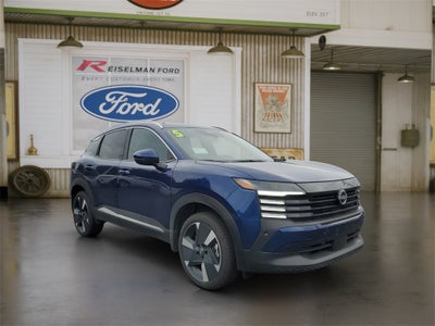 2025 Nissan Kicks SR