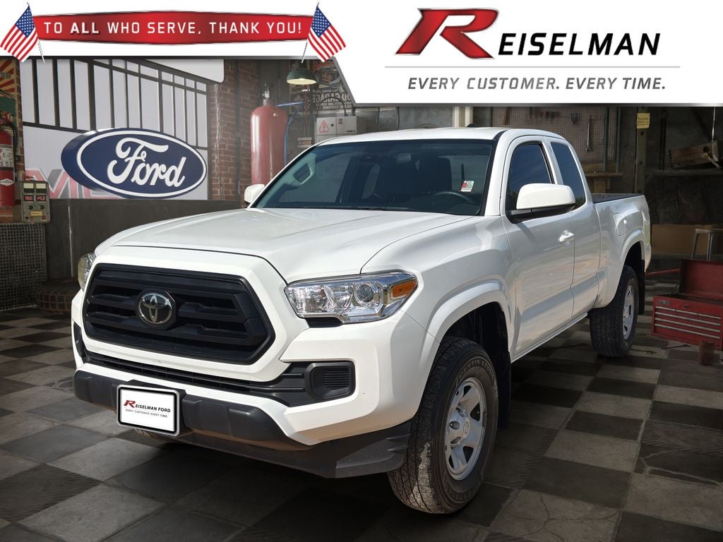 2022 Toyota Tacoma SR