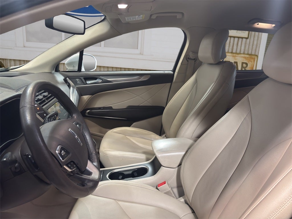 2019 Lincoln MKC Standard