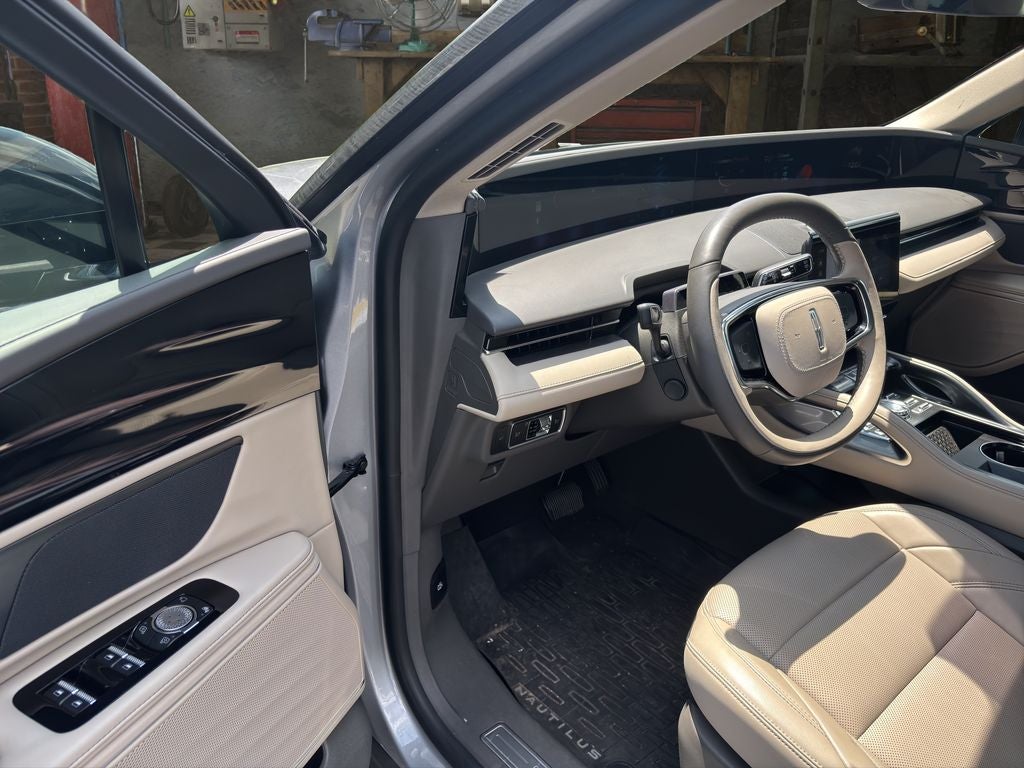 2025 Lincoln Nautilus Premiere