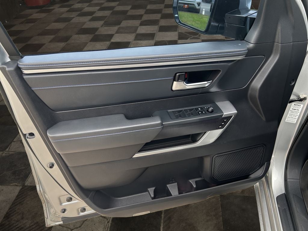 2022 Toyota Tundra Platinum