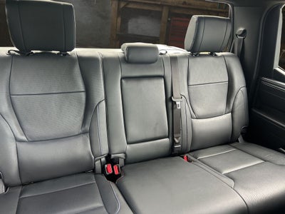 2022 Toyota Tundra Platinum