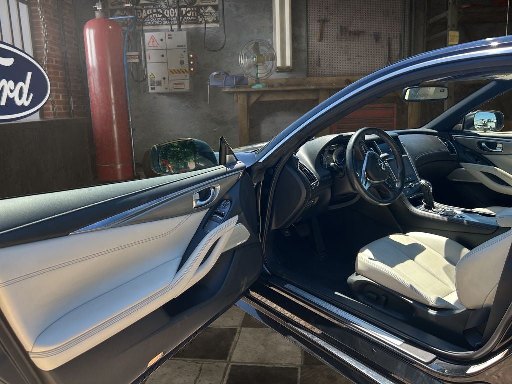2017 INFINITI Q60 3.0t Premium